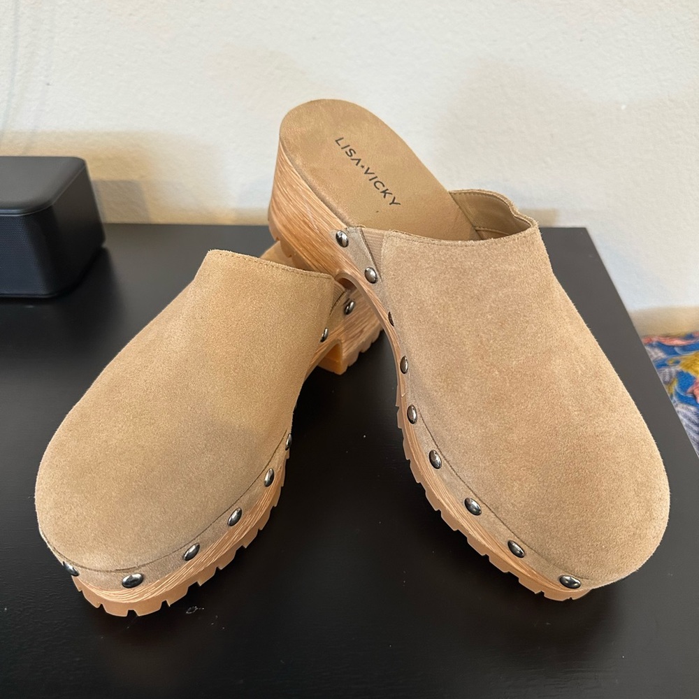 Lisa Vicky suede clog size 8.  Worn once!